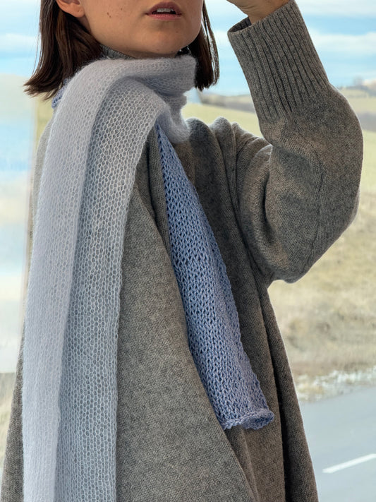 adolphi scarf 17