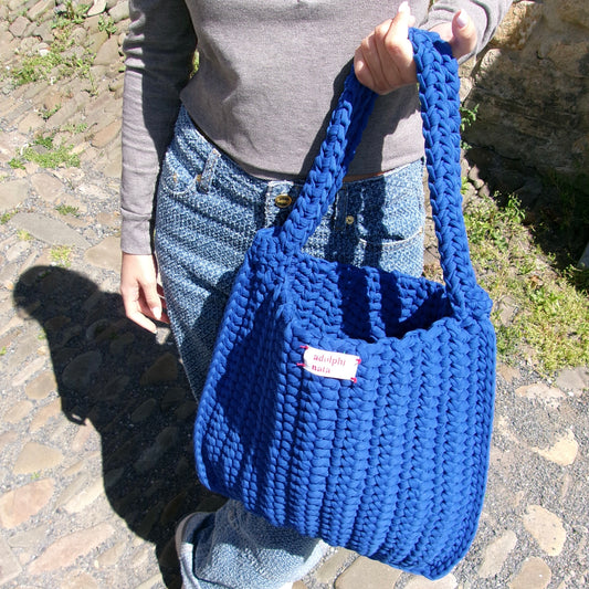 SKLADEM: limitka ultramarine